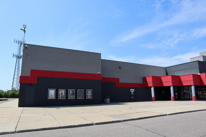 Bel-Air Luxury Cinema - June 11 2022 Photo (newer photo)